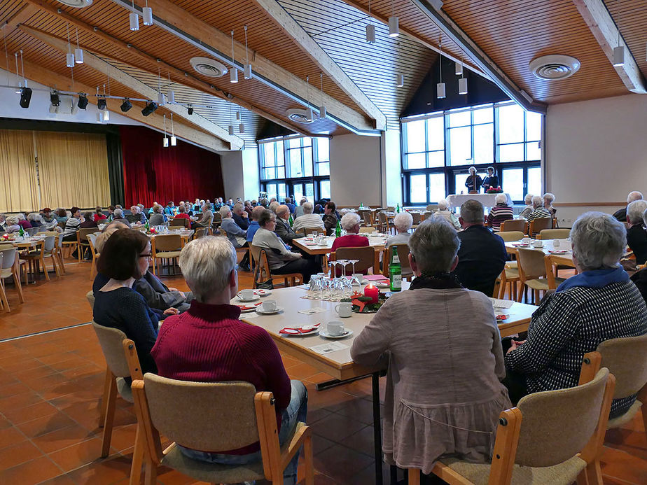 Seniorenadventsfeier im Haus des Gastes (Foto: Karl-Franz Thiede)